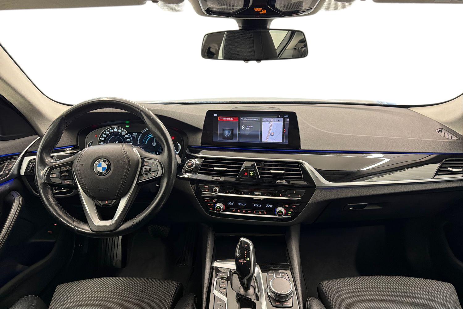 BMW 530 2019, bild 7/28