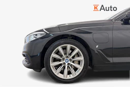 musta BMW 530 2019 kuva 9.