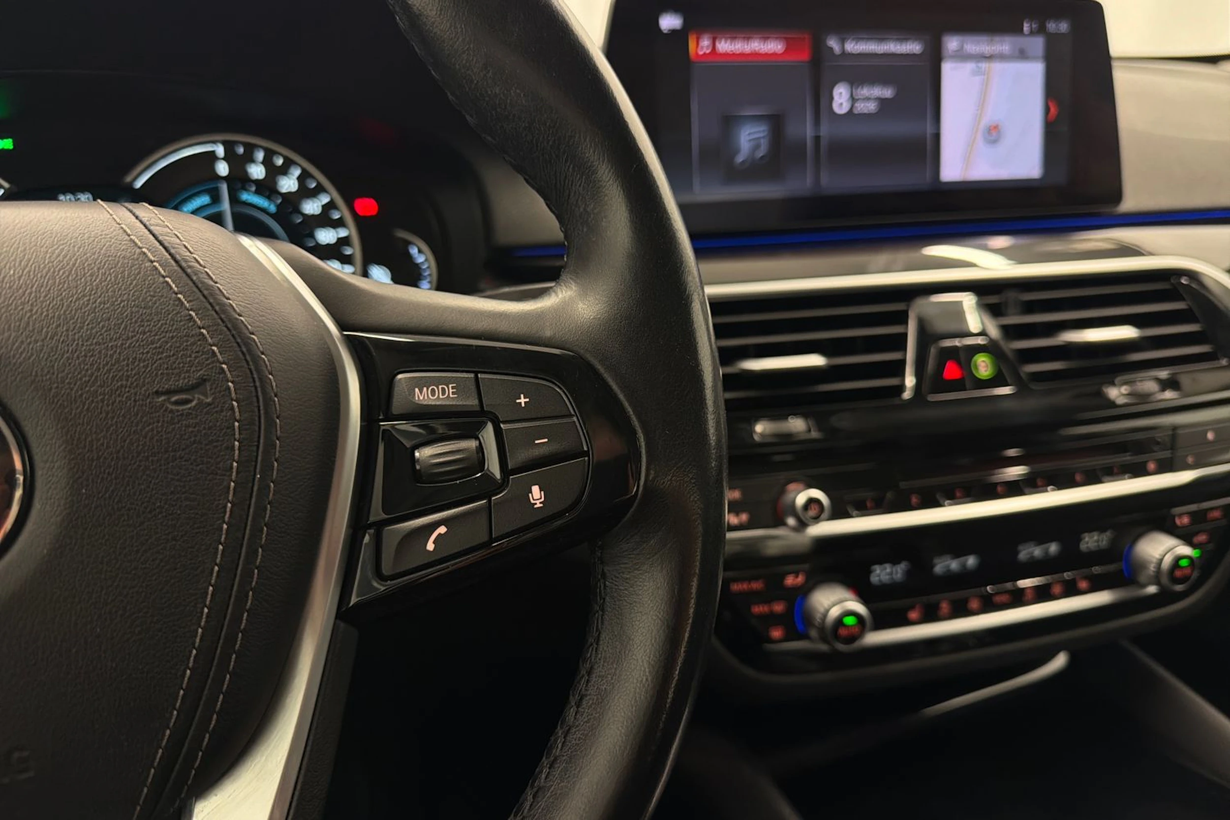 musta BMW 530 2019 kuva 18.
