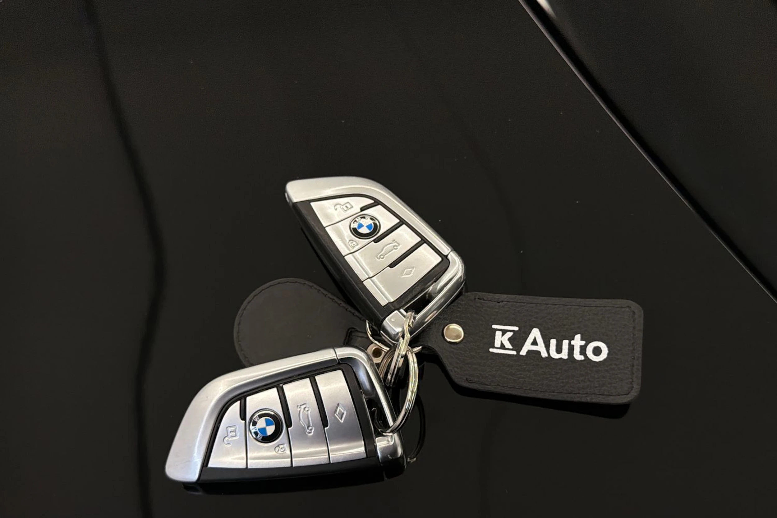musta BMW 530 2019 kuva 28.