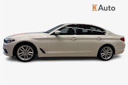 valkoinen BMW 530 2019 kuva 6.