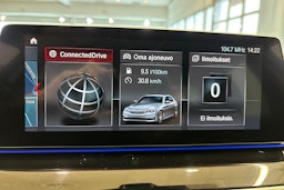 valkoinen BMW 530 2019 kuva 22.