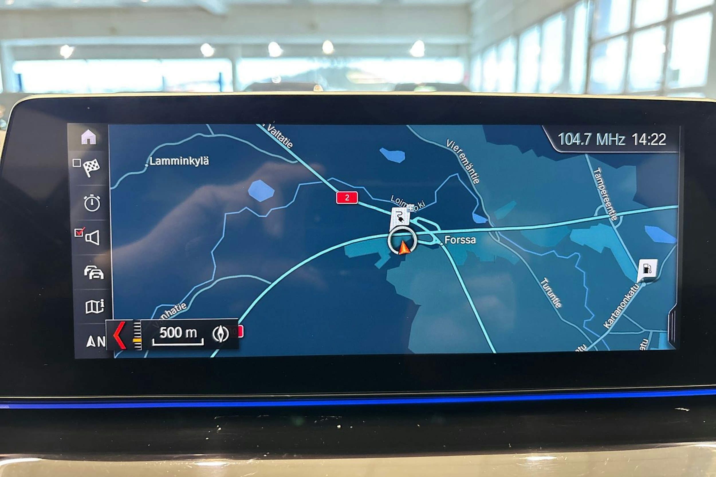 valkoinen BMW 530 2019 kuva 23.