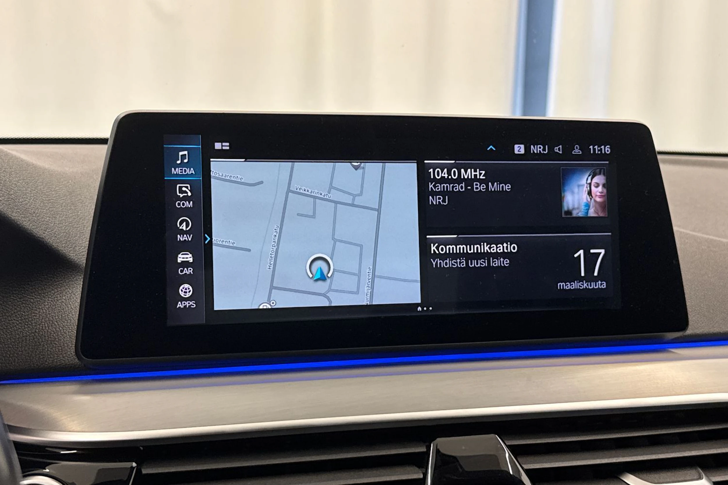 musta BMW 530 2020 kuva 18.