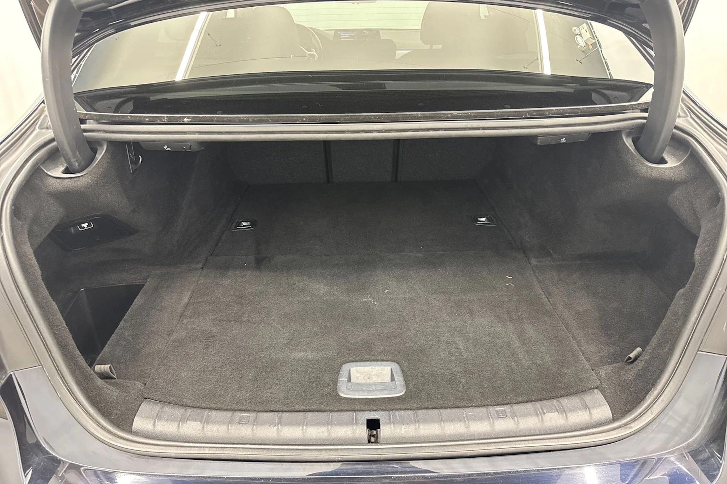 musta BMW 530 2020 kuva 24.