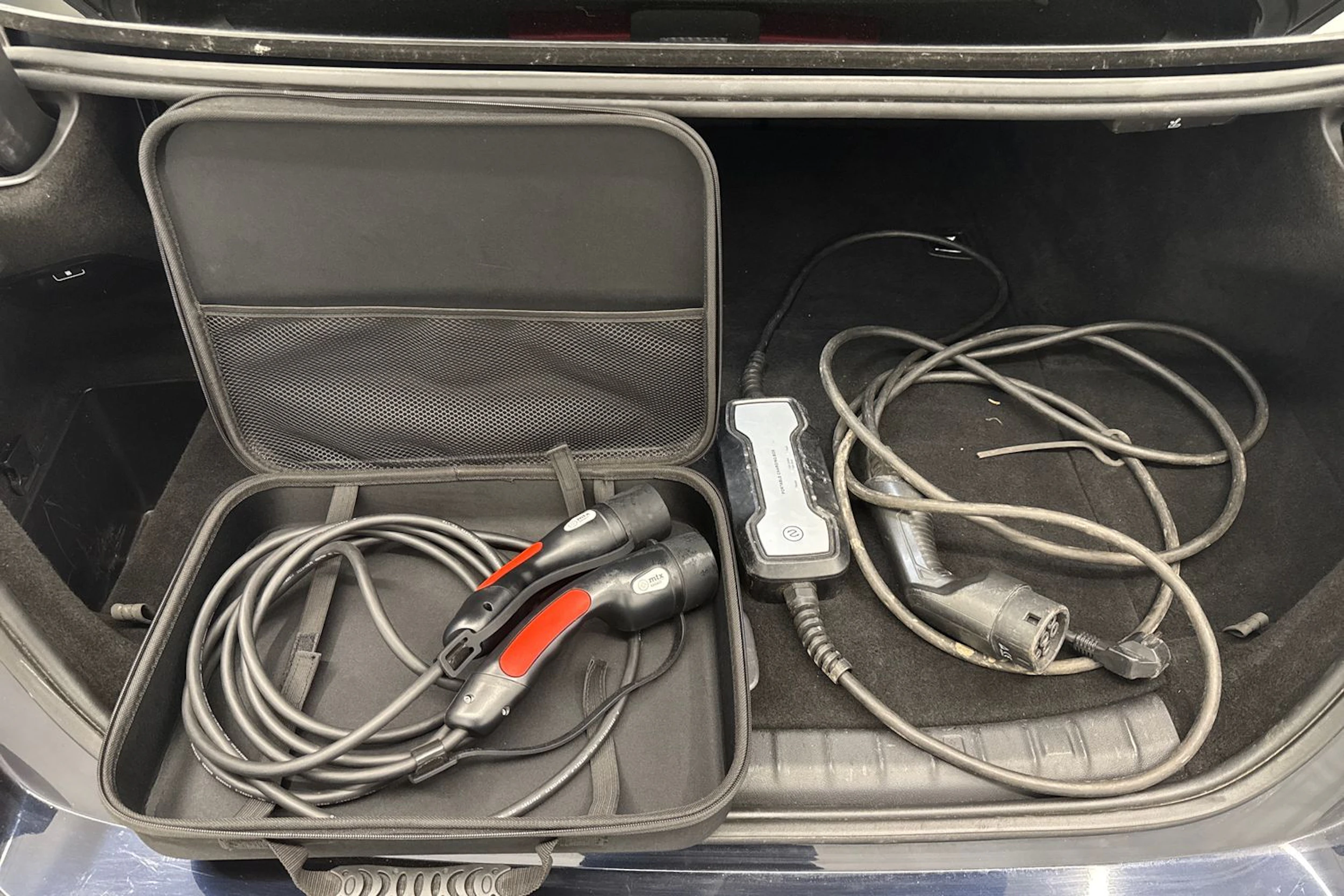 musta BMW 530 2020 kuva 25.