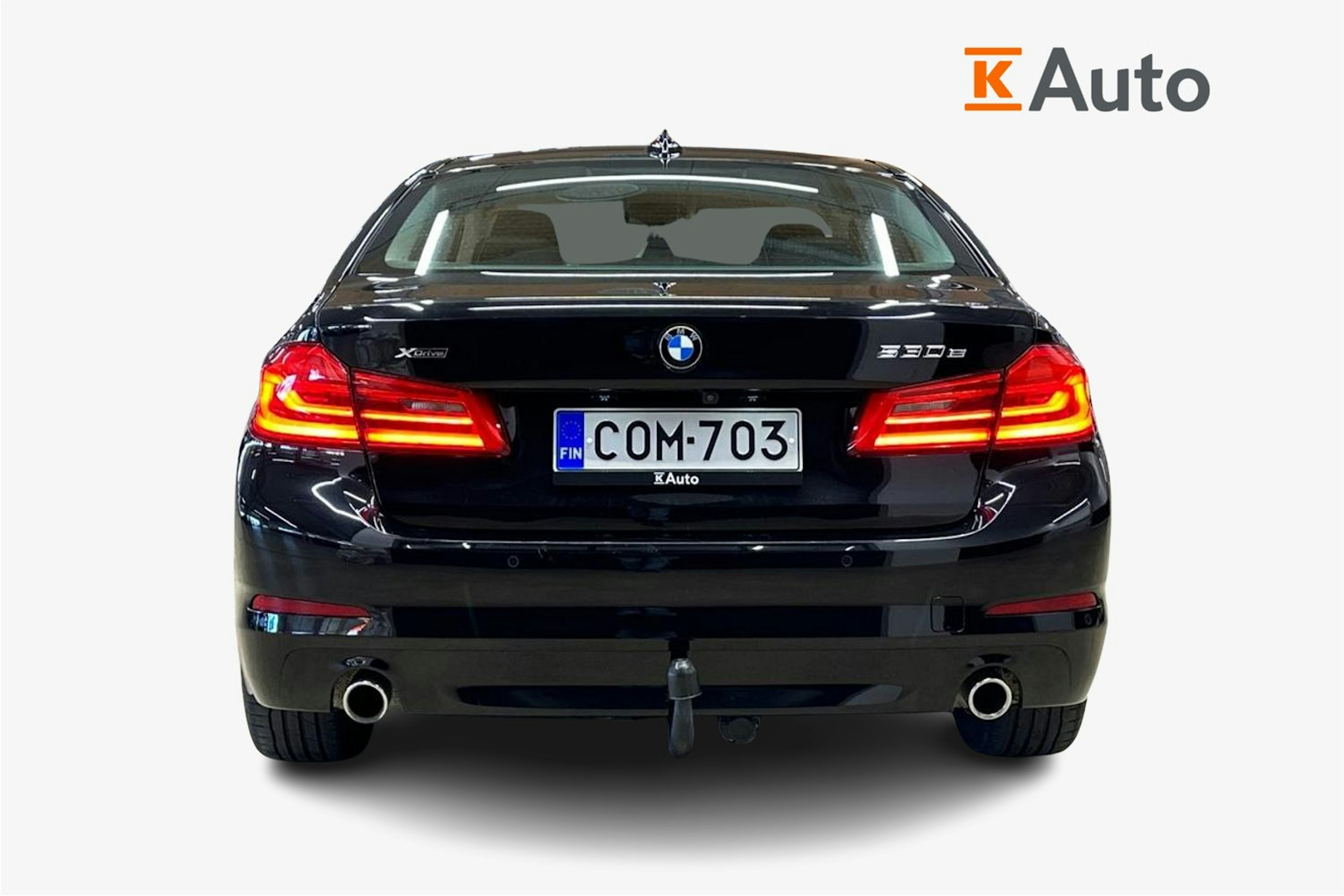 musta BMW 530 2020 kuva 3.
