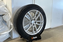 musta BMW 530 2020 kuva 15.