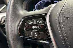 musta BMW 530 2020 kuva 22.