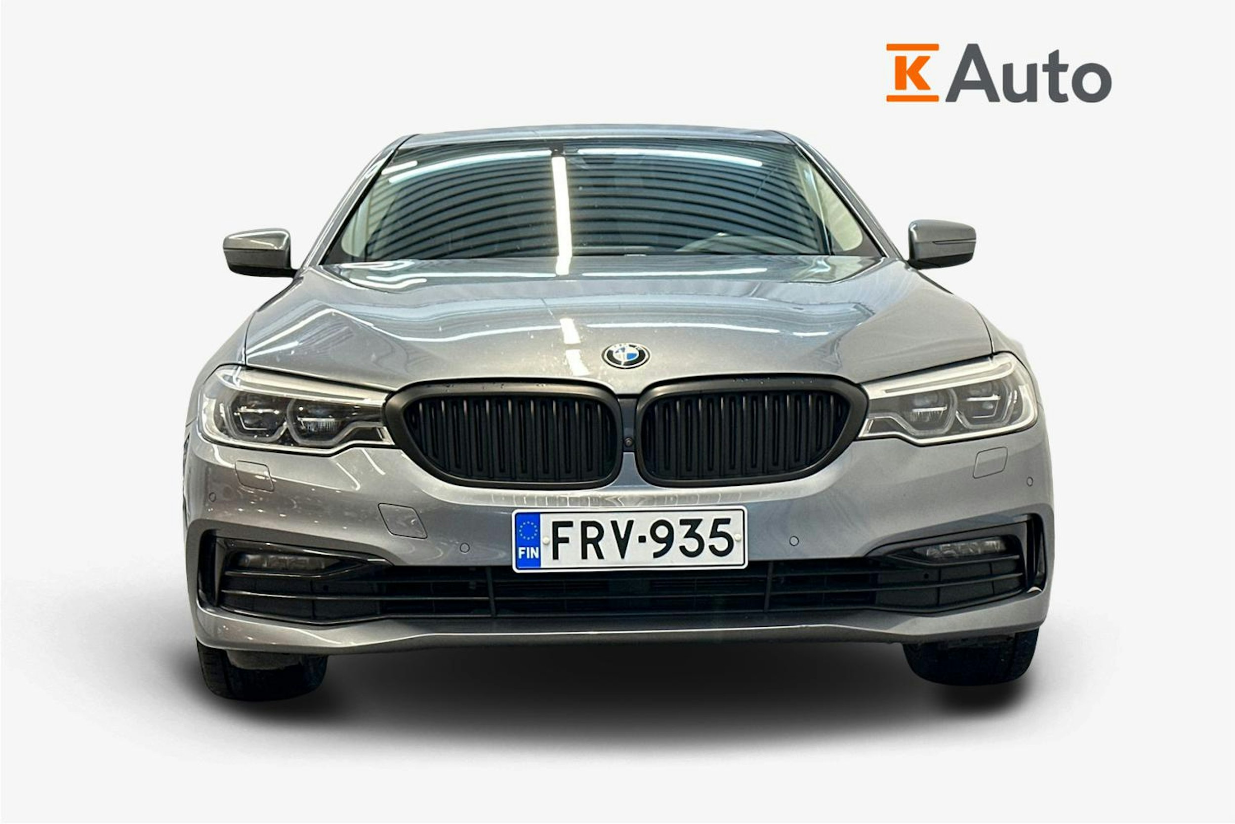 harmaa BMW 530 2020 kuva 5.