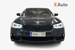 sininen BMW 530 2020 kuva 5.