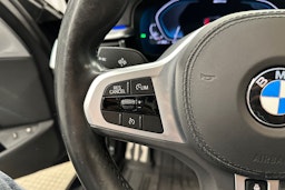sininen BMW 530 2020 kuva 14.