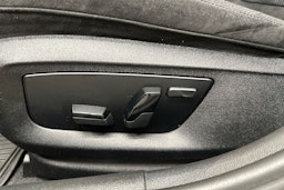 sininen BMW 530 2020 kuva 25.