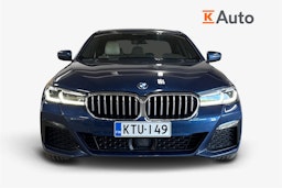 sininen BMW 530 2020 kuva 5.