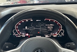 sininen BMW 530 2020 kuva 16.
