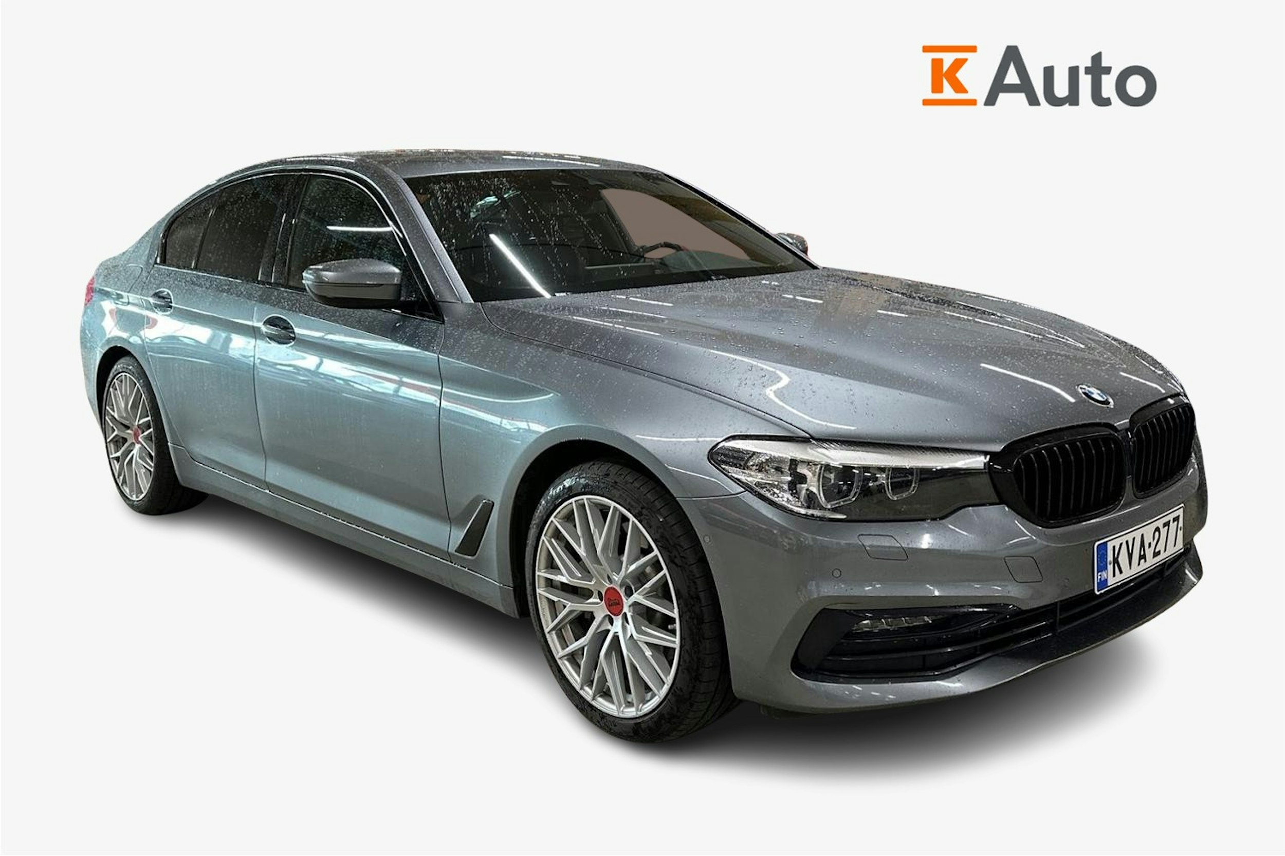 sininen BMW 530 2020 kuva 1.