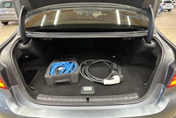 sininen BMW 530 2020 kuva 31.