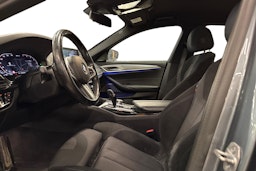 met. sininen BMW 530 2020 kuva 3.