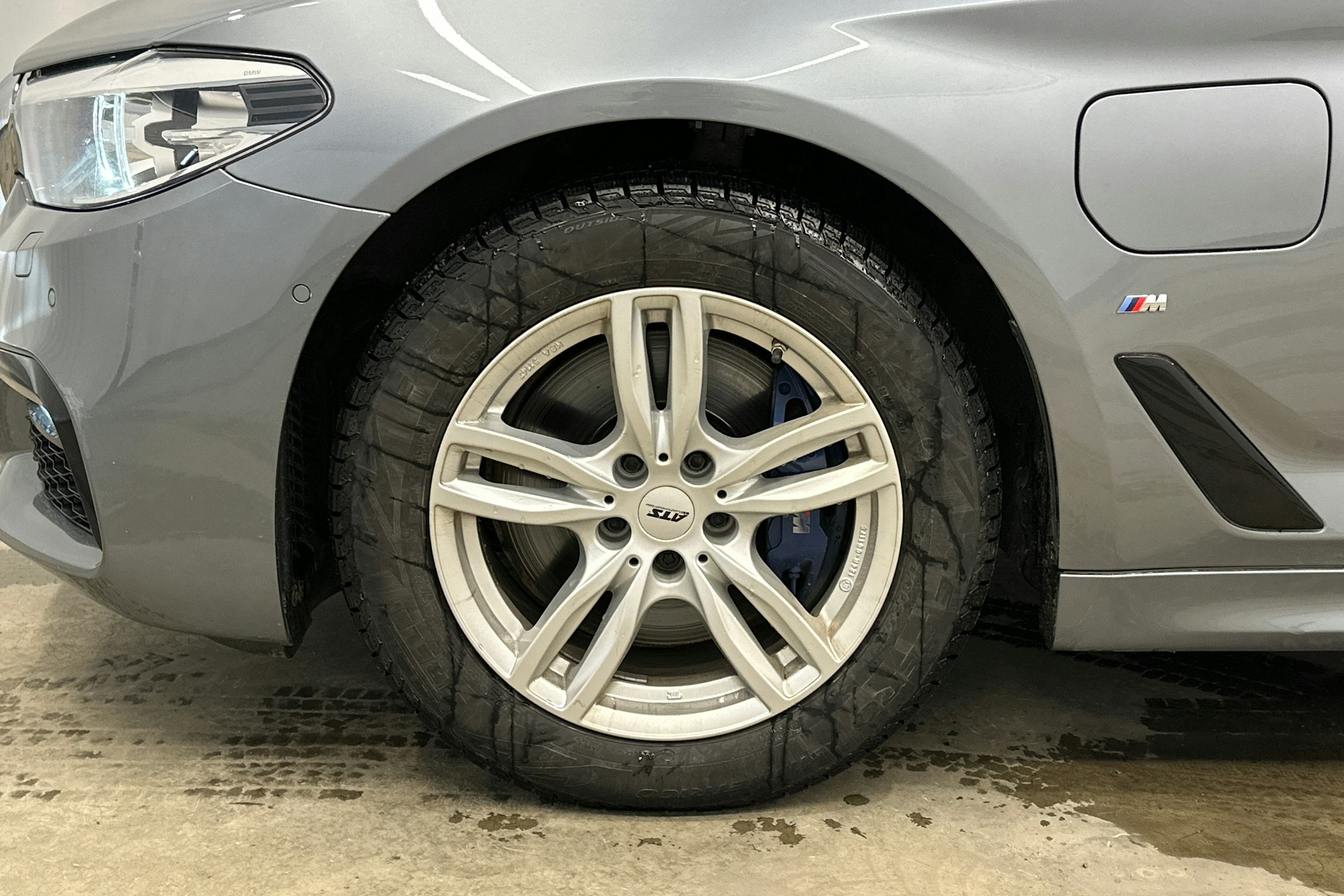 met. sininen BMW 530 2020 kuva 15.