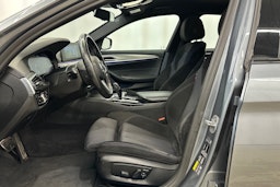 met. sininen BMW 530 2020 kuva 17.