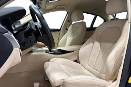 musta BMW 530 2020 kuva 15.