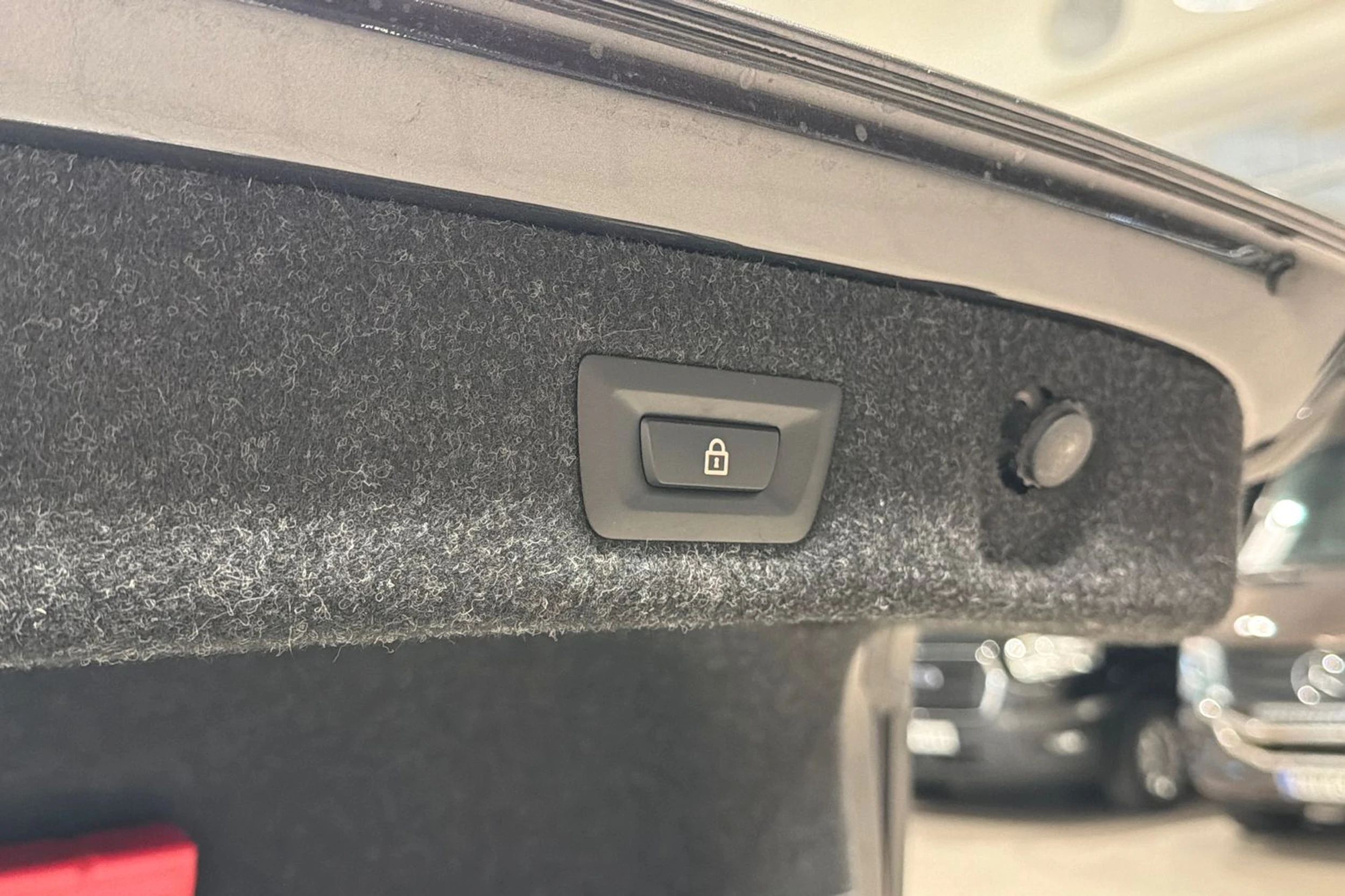 musta BMW 530 2020 kuva 24.