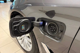 musta BMW 530 2020 kuva 26.