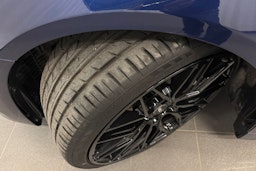 sininen BMW 530 2020 kuva 10.