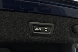 sininen BMW 530 2020 kuva 14.