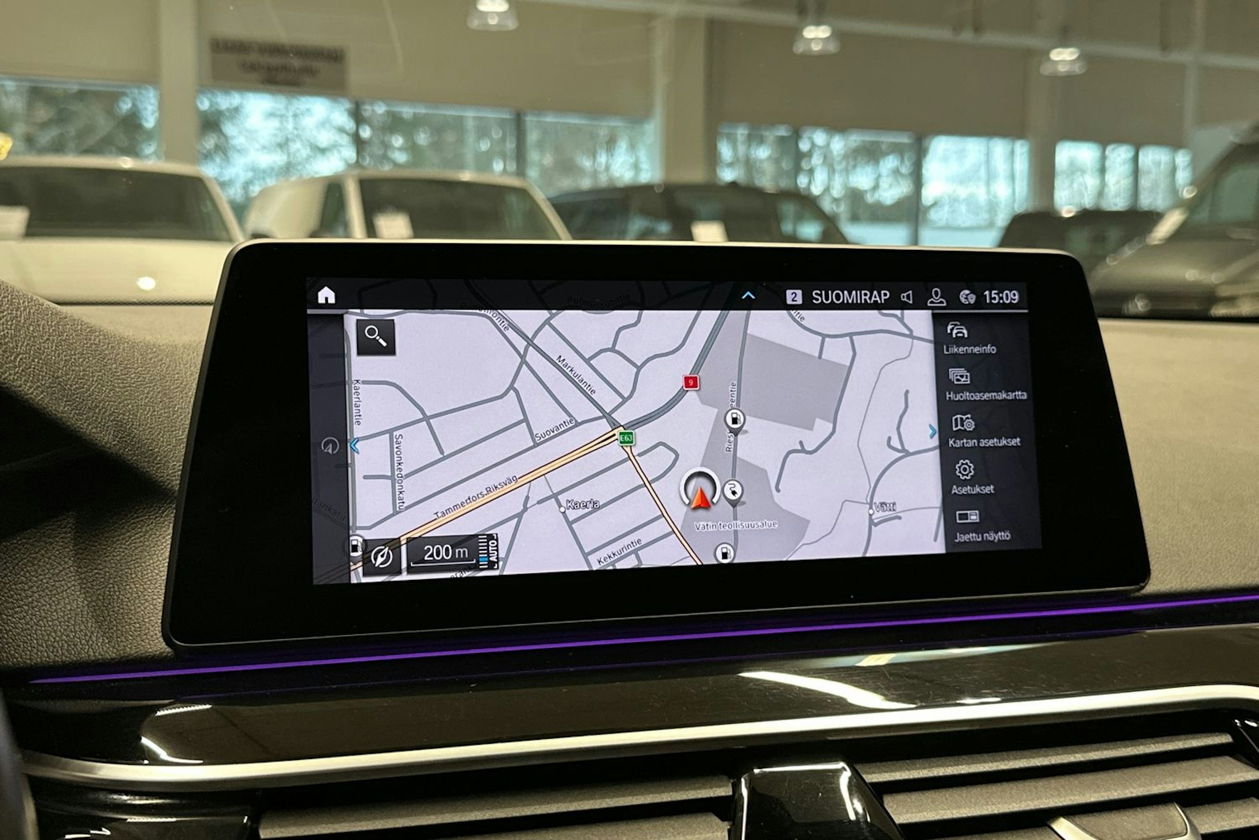 musta BMW 530 2020 kuva 22.