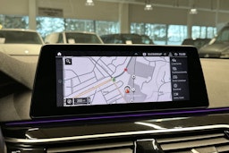 musta BMW 530 2020 kuva 22.