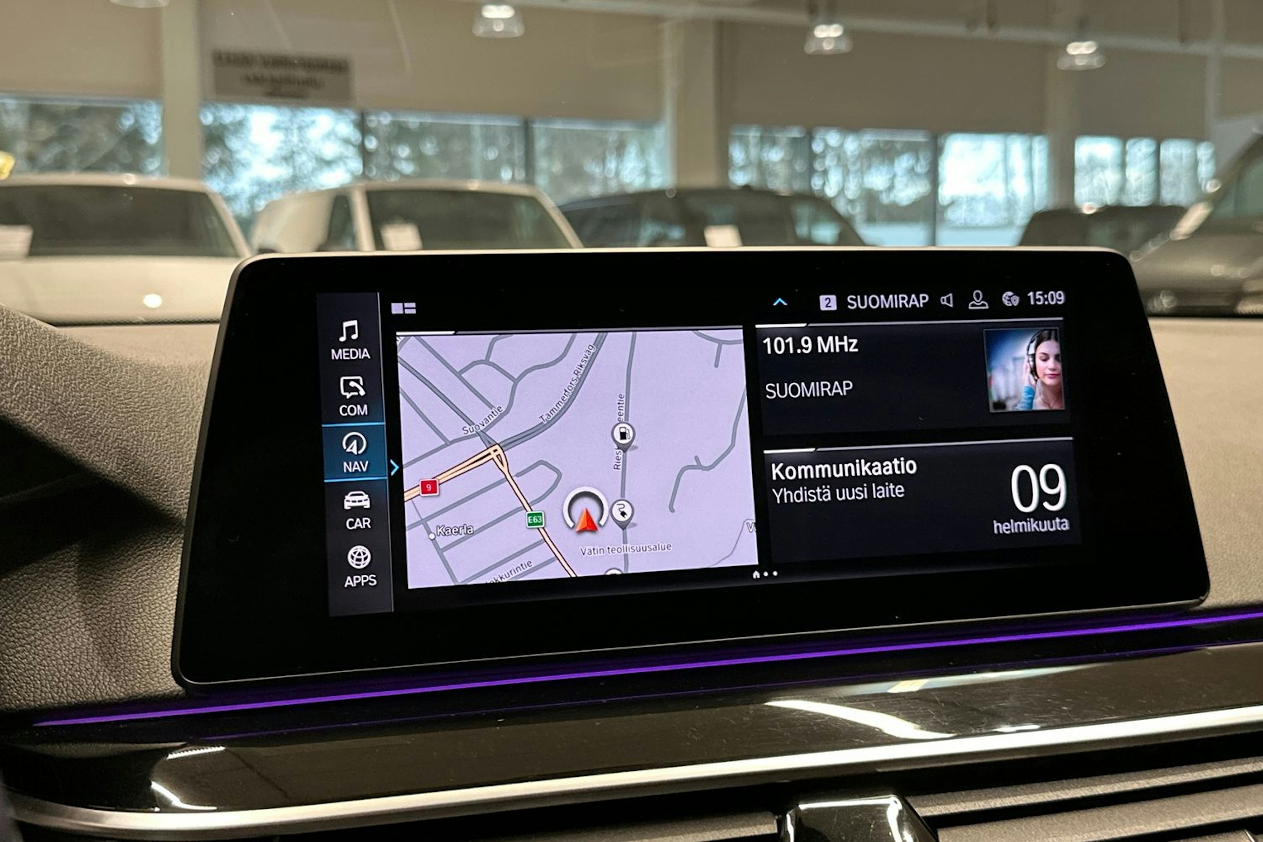 musta BMW 530 2020 kuva 23.