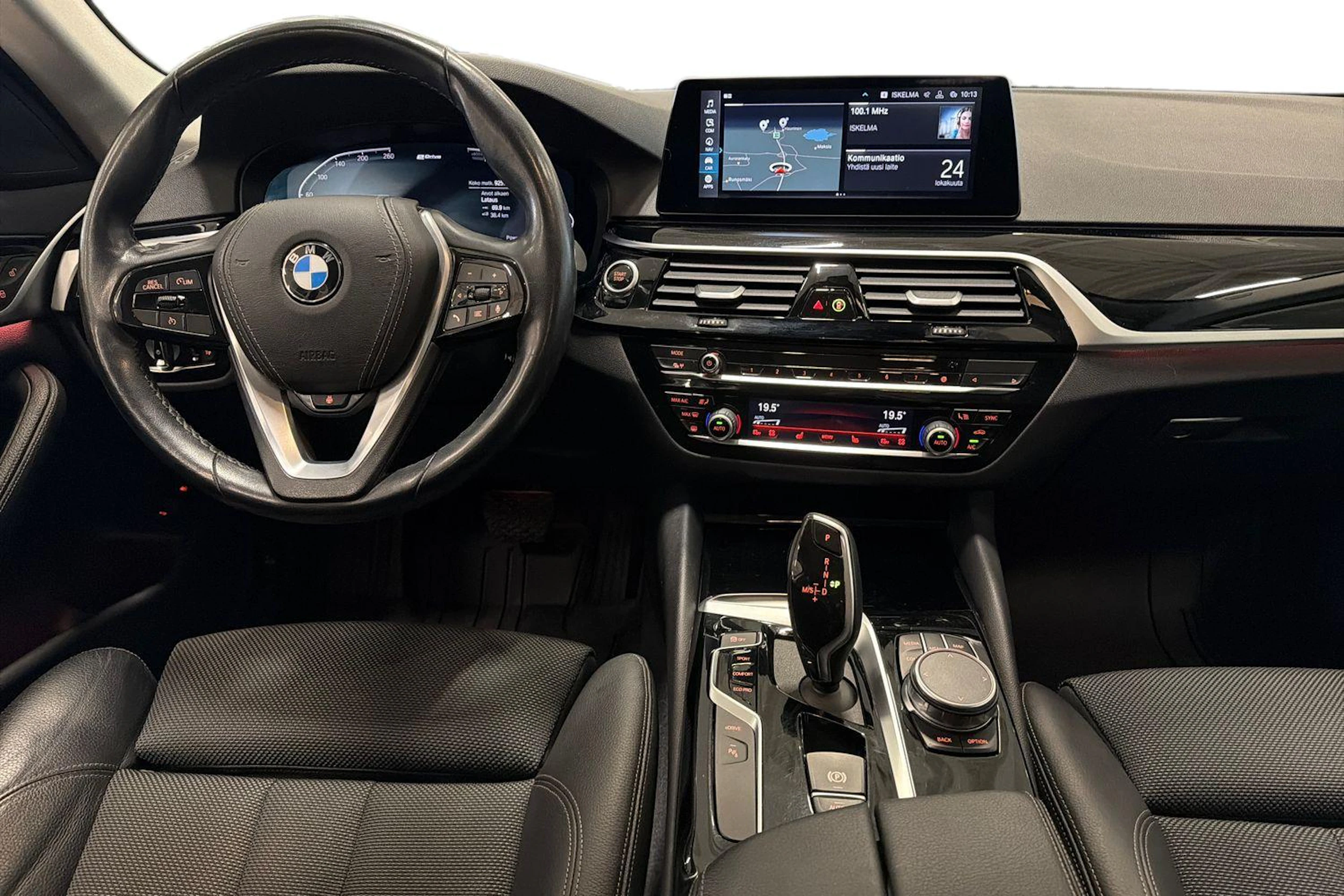 hopea BMW 530 2020 kuva 9.