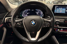 hopea BMW 530 2020 kuva 17.