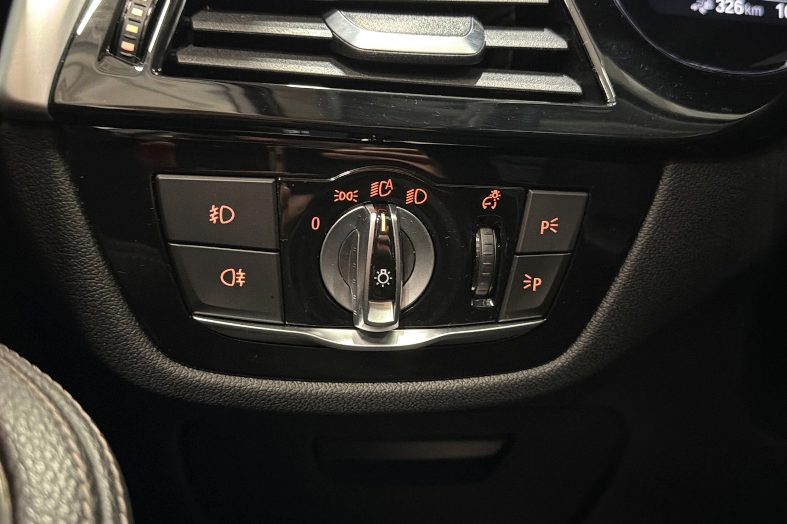hopea BMW 530 2020 kuva 22.