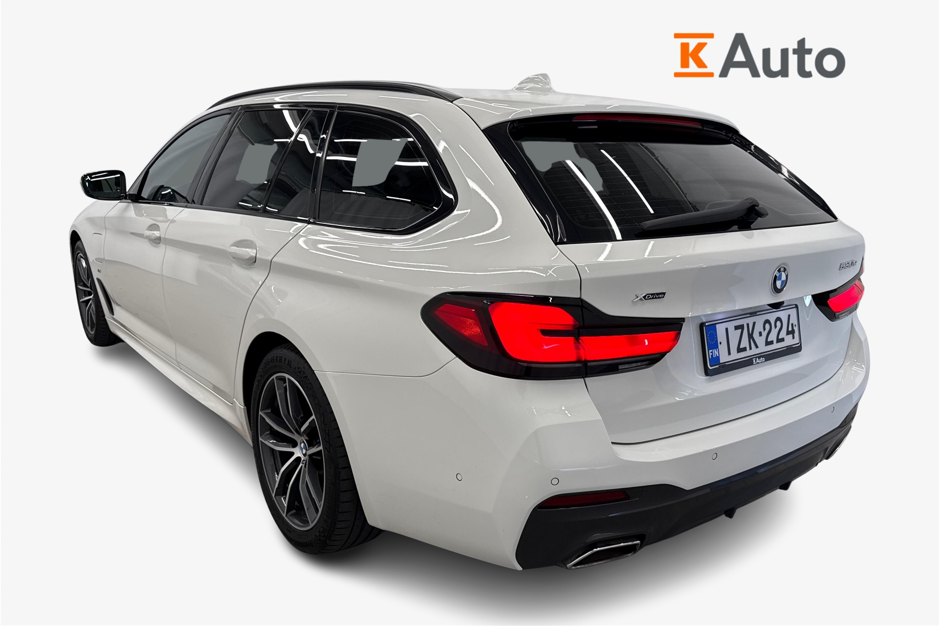 BMW 530 2021, photo 2/20