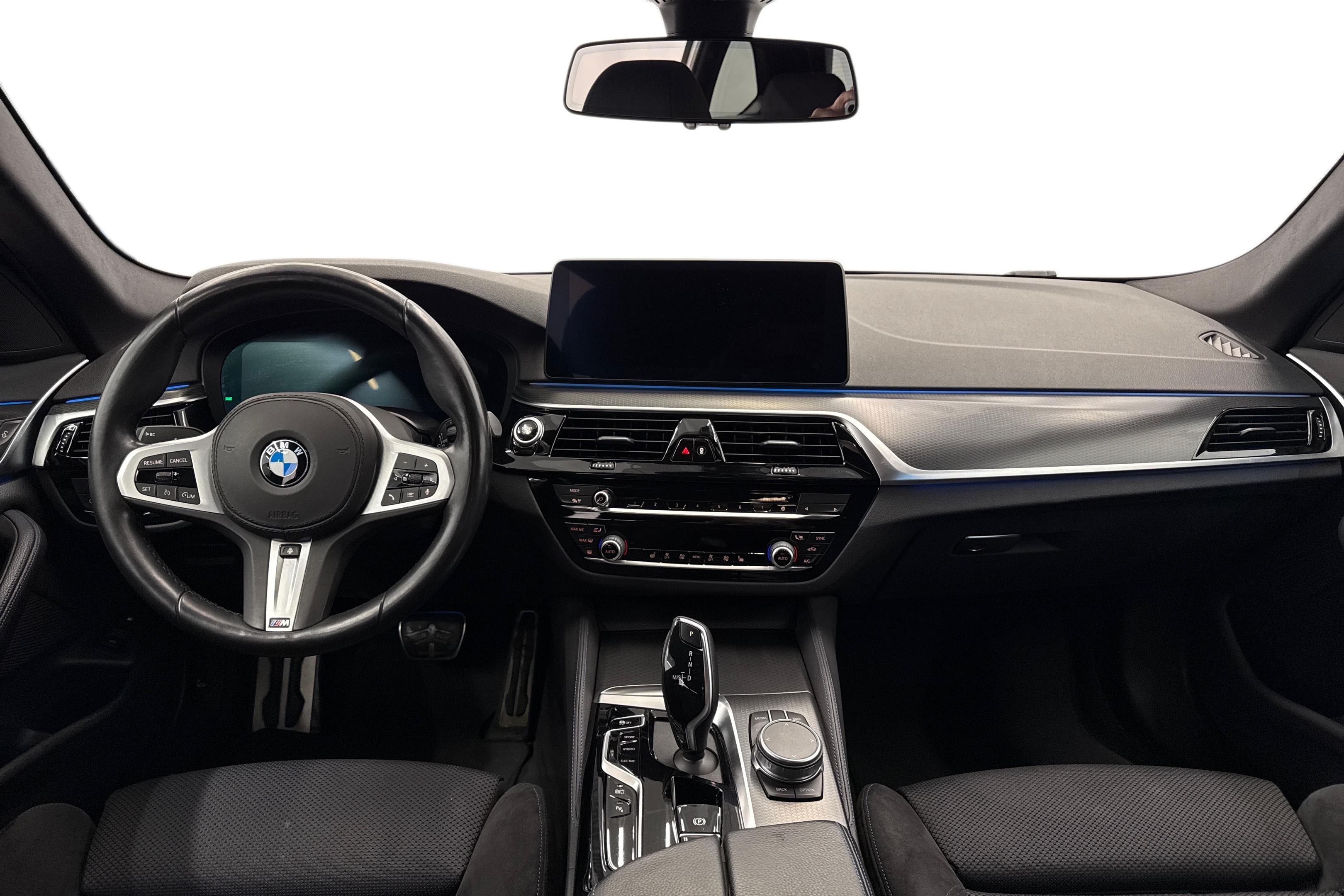 BMW 530 2021, photo 7/20
