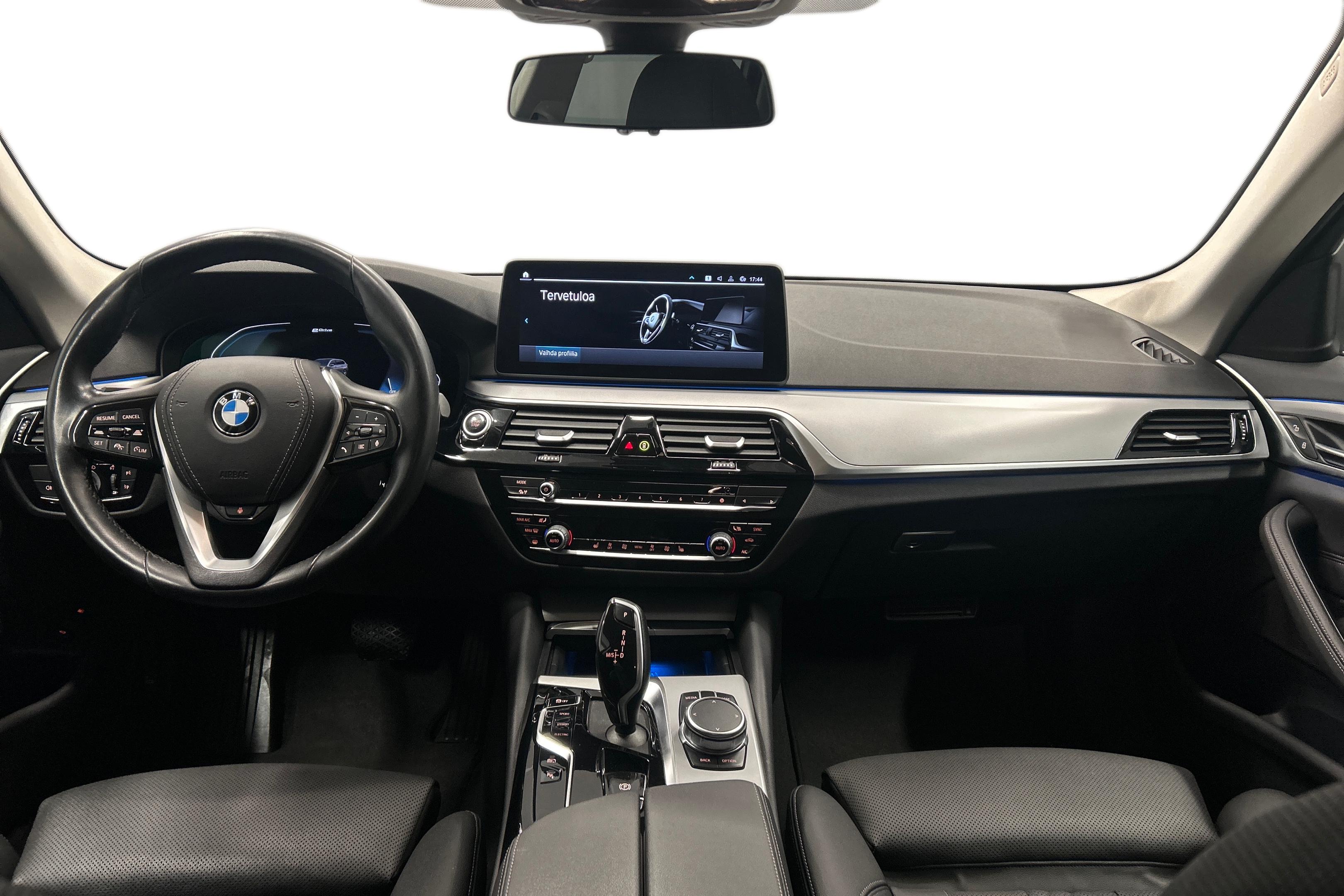 BMW 530 2021, bild 7/25