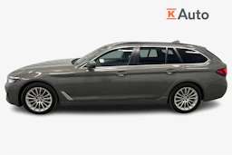 harmaa BMW 530 2021 kuva 7.