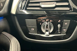 harmaa BMW 530 2021 kuva 17.