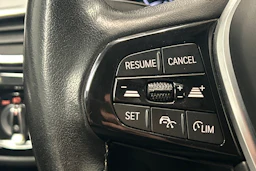 harmaa BMW 530 2021 kuva 18.