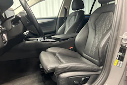 harmaa BMW 530 2021 kuva 26.