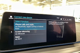 sininen BMW 530 2021 kuva 26.