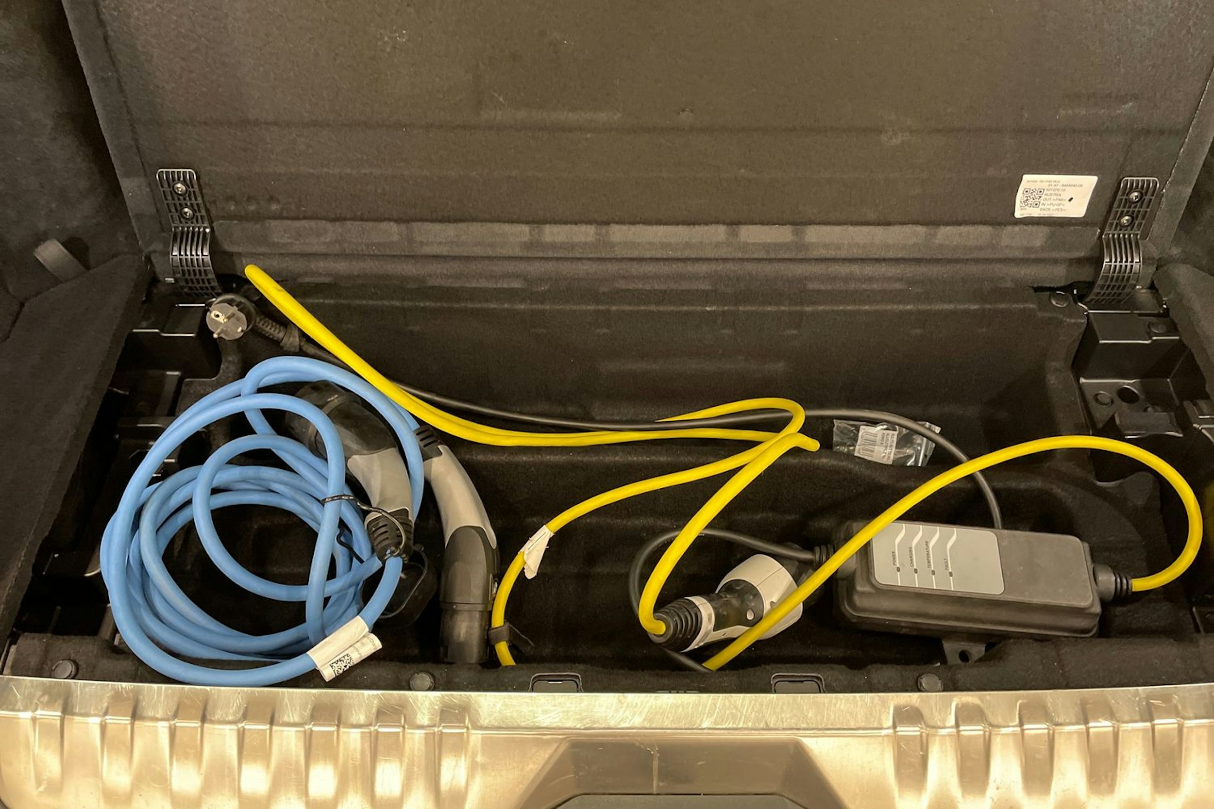 sininen BMW 530 2021 kuva 40.