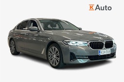 harmaa BMW 530 2021 kuva 1.
