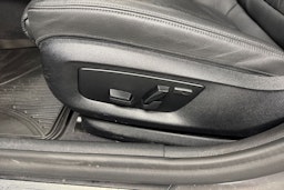 harmaa BMW 530 2021 kuva 25.