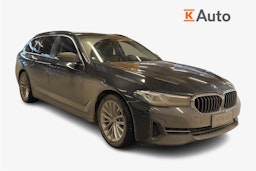 met. harmaa BMW 530 2021 kuva 1.