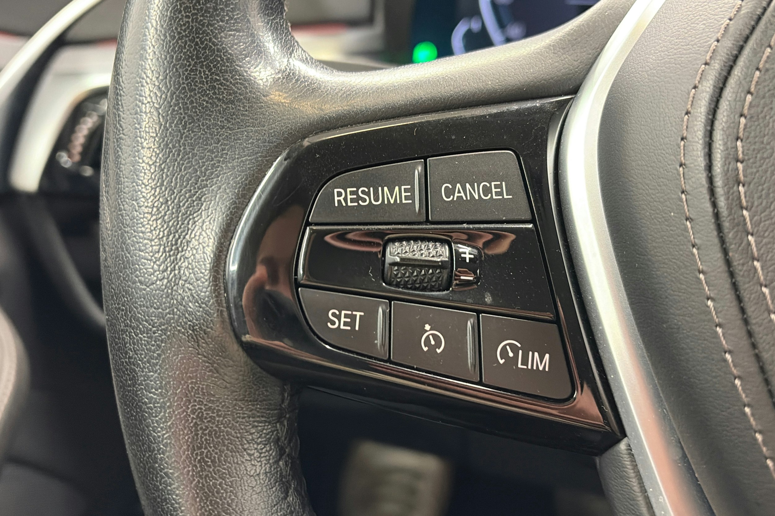 met. harmaa BMW 530 2021 kuva 19.