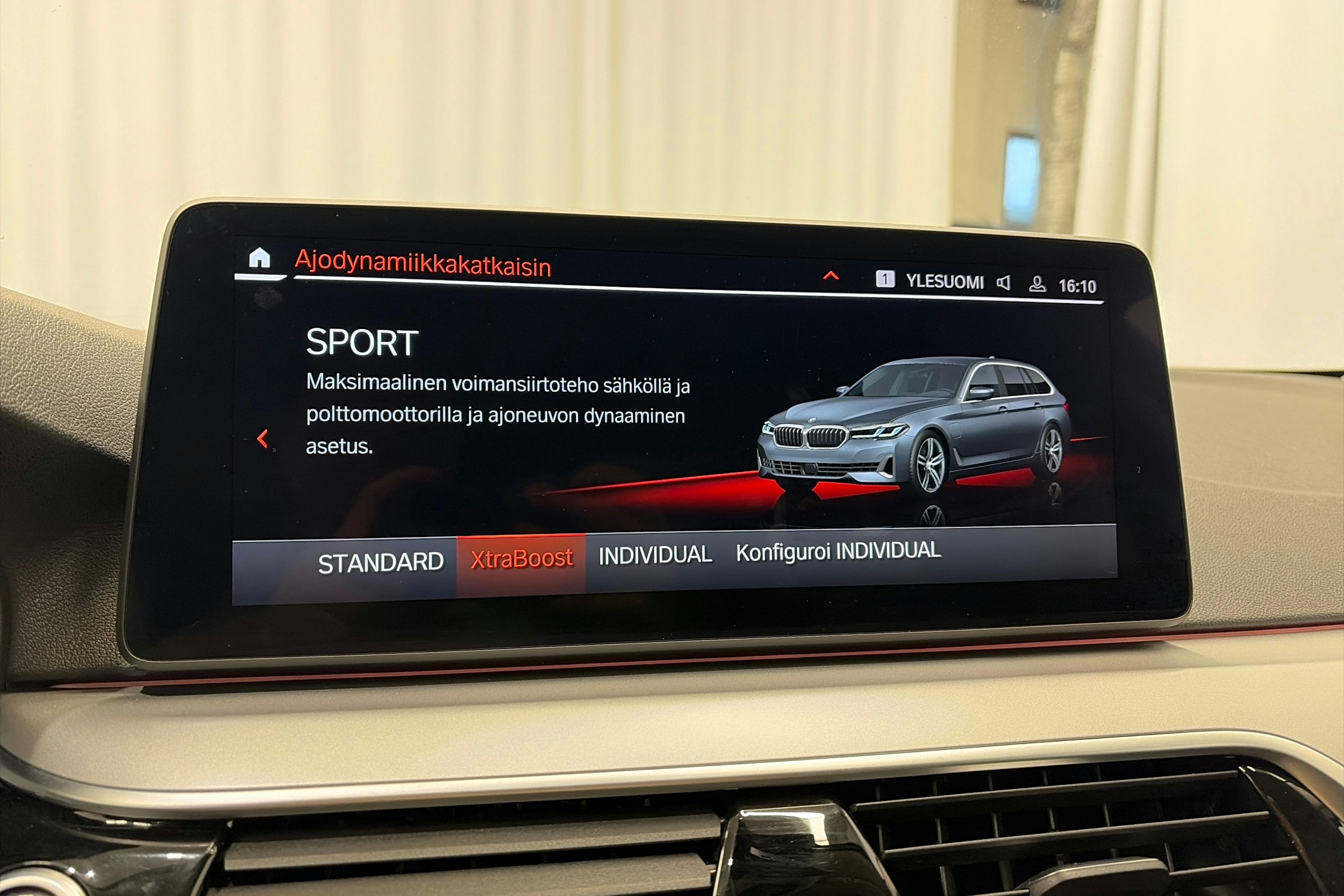 met. harmaa BMW 530 2021 kuva 23.