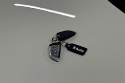 Valkoinen BMW 530 2021 kuva 41.
